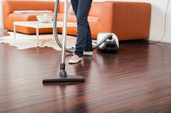 Laminate and Wood Floors Cleaning